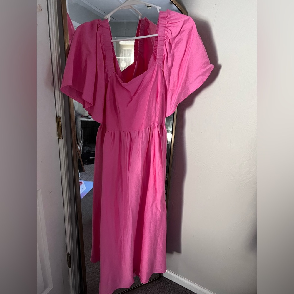Short Sleeve Tie-Back Dress